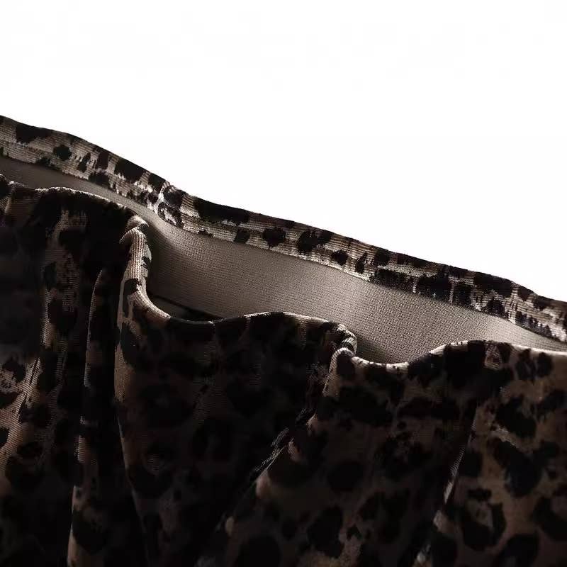 Miss Sparkling - Velvet leopard midi skirt