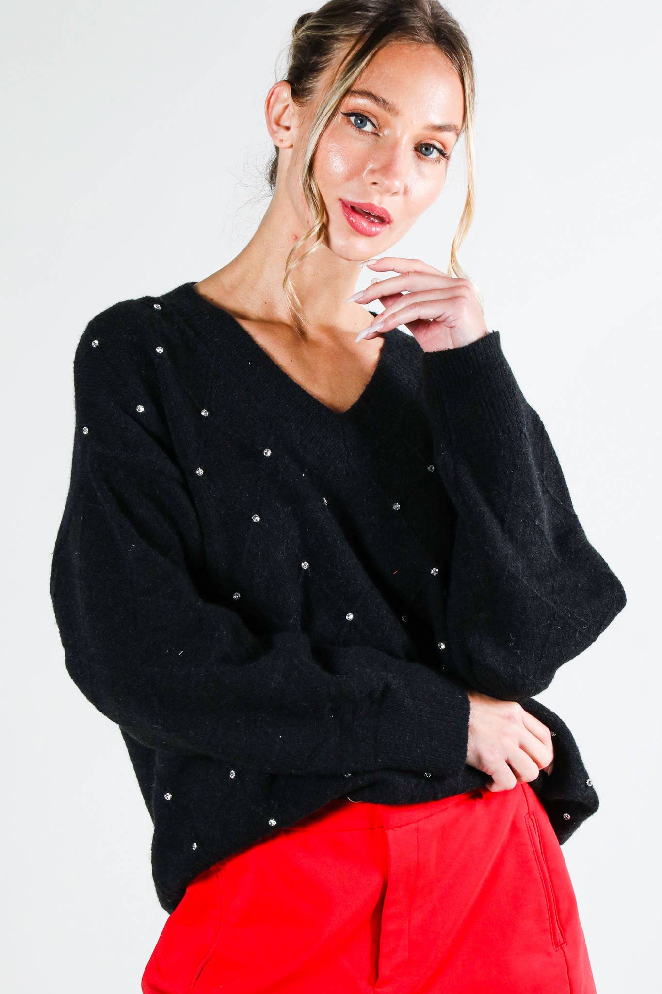 Vine & Love - V-Neck Rhinestone Trim Detail Knitted Sweater Top VT81546-1