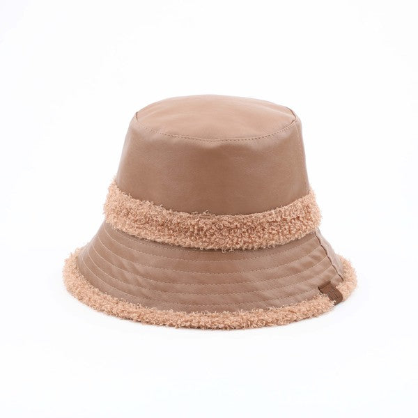 C.C Sherpa Accent Reversible Bucket - Cold Weather