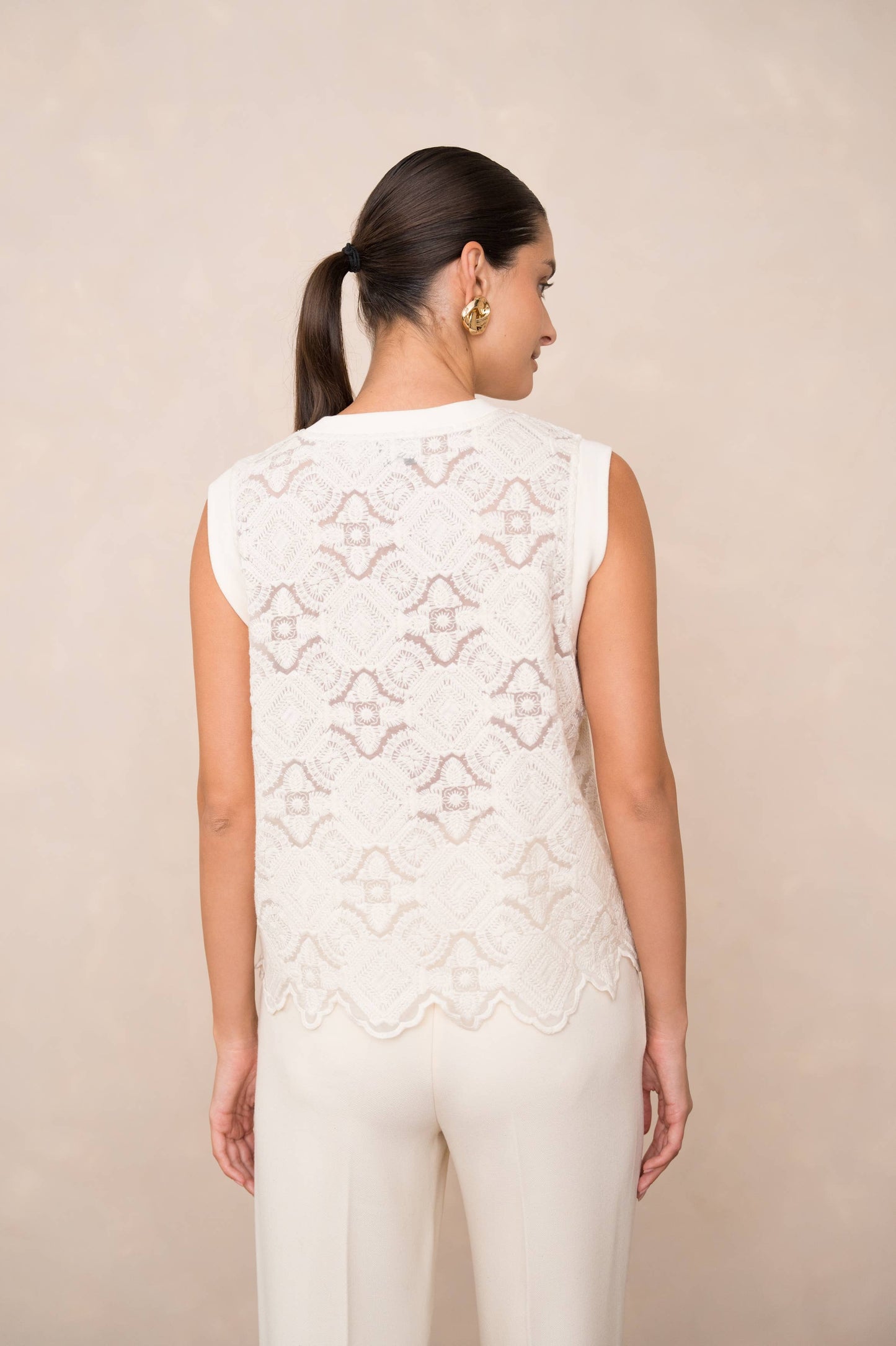 CHOKLATE PARIS - Semi-transparent embroidered lace top - CK08335