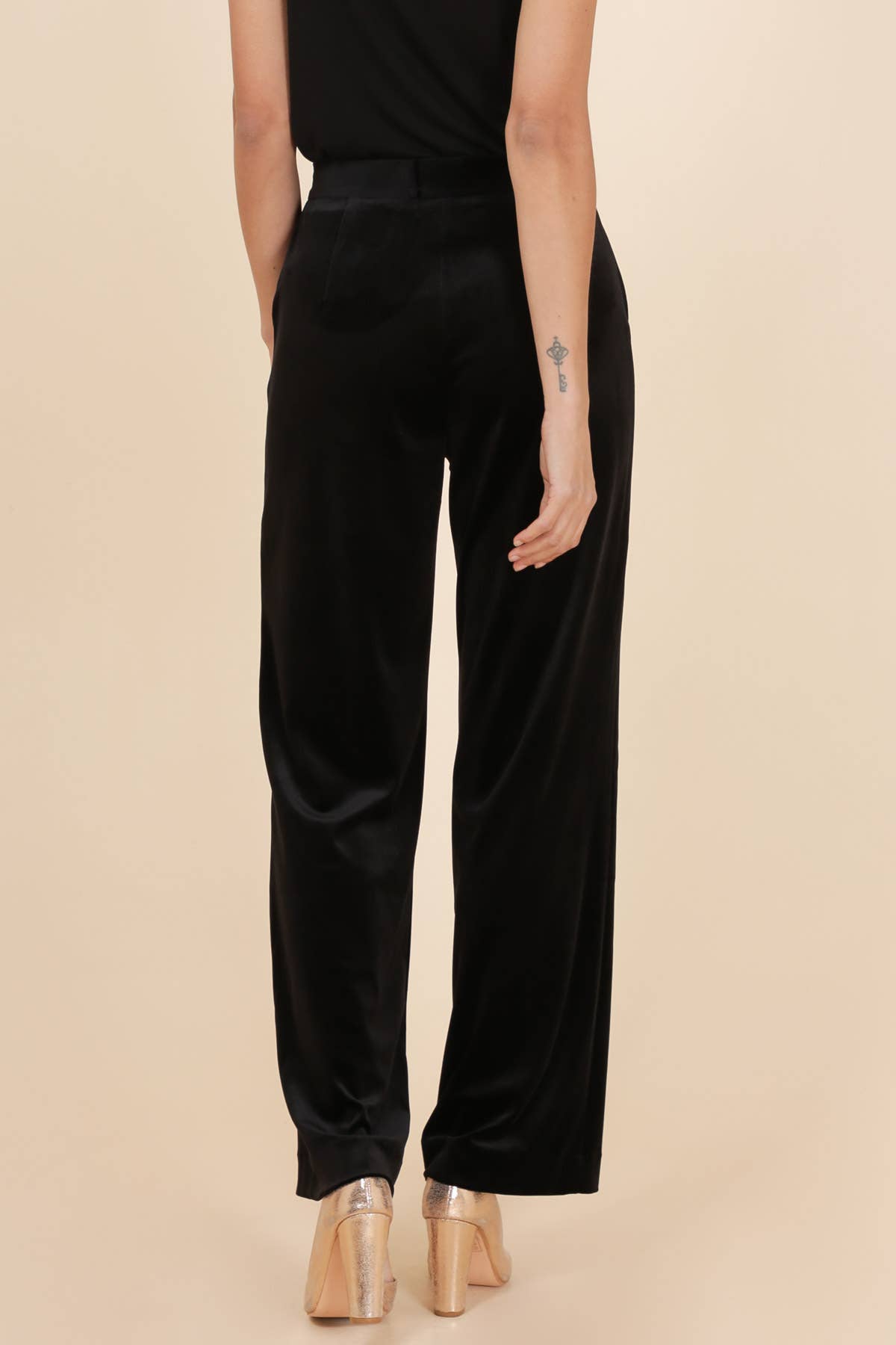 CHOKLATE PARIS - High-waisted straight-cut velvet trousers - P2228