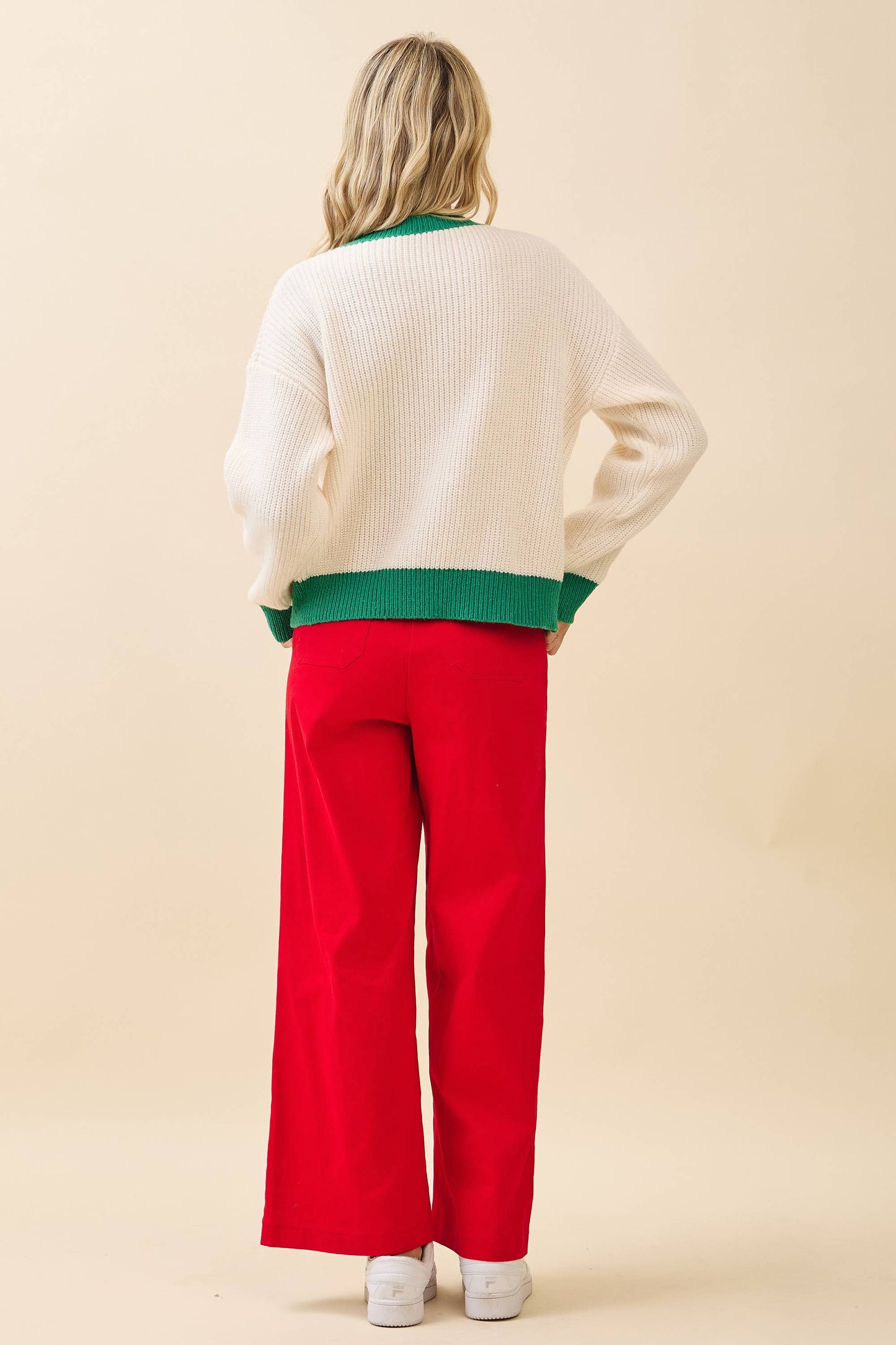 GeeGee x Lovelo - 'Merry & Bright' Knit Sweater CT52384