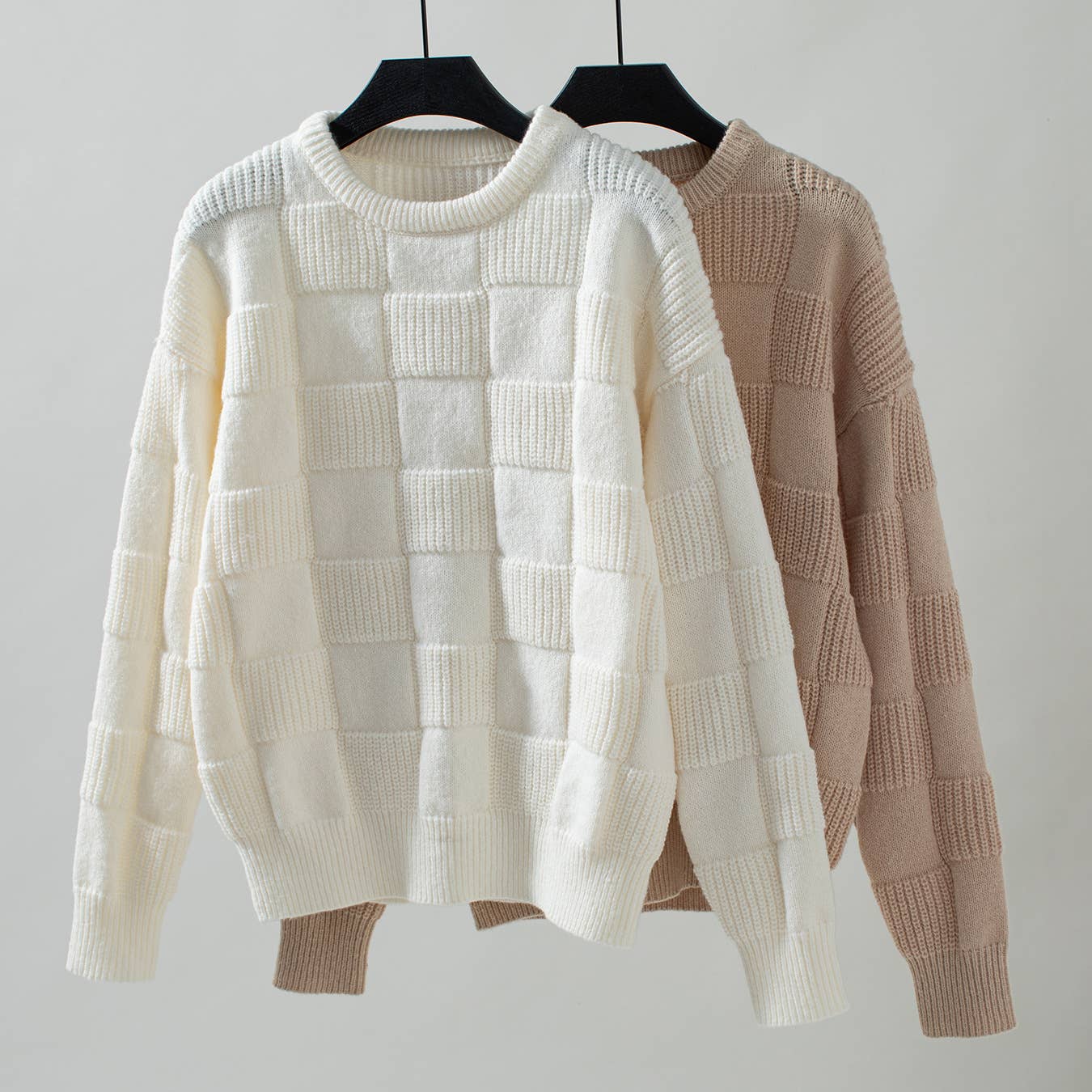 Rosa Clothing - Minimalist Checked Crewneck Sweater: Apricot / L