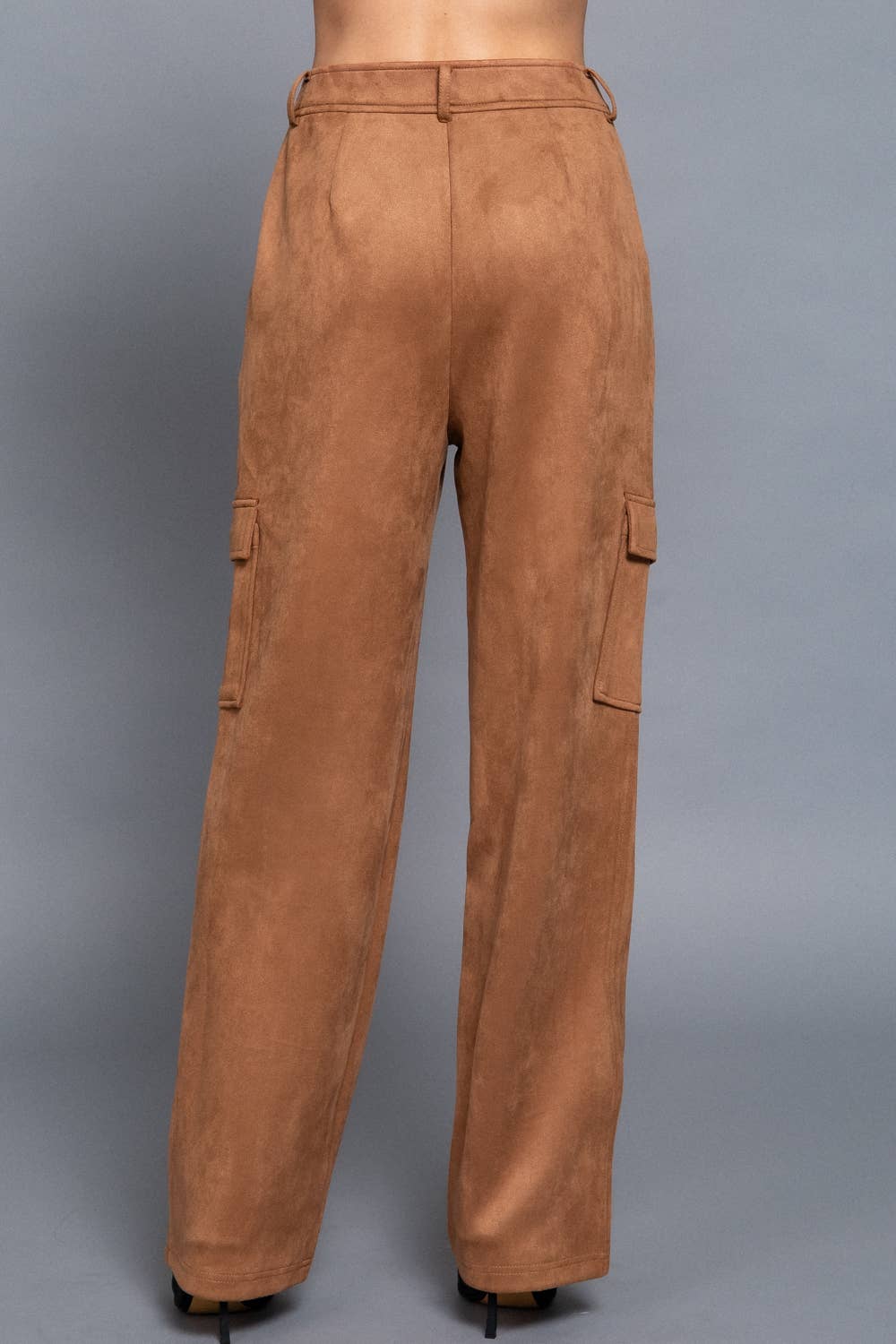 Active Basic | Active USA - High Waist Straight Line Suede Cargo Pants: KHA-camel / M