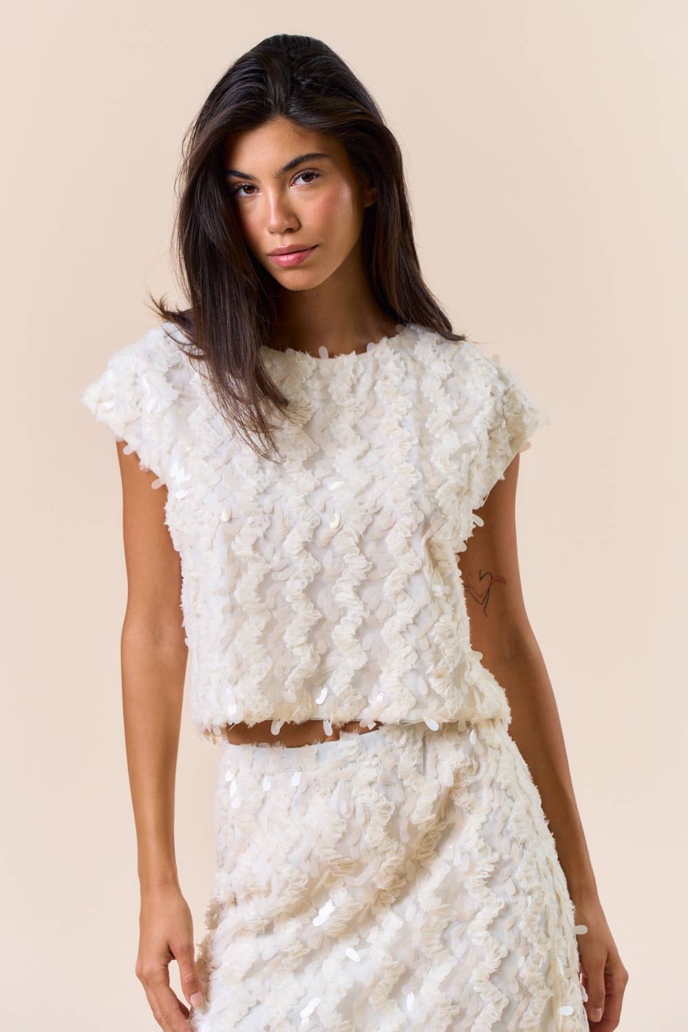 Lalavon - ILT5786 Short Sleeve Sequin Top