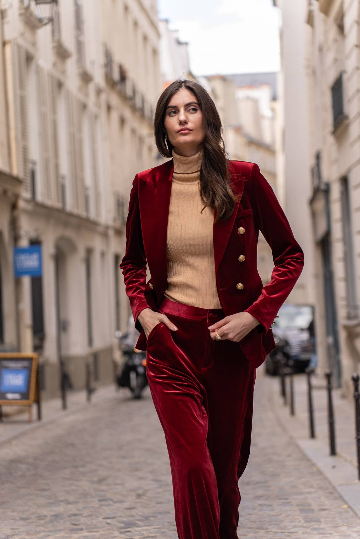 CHOKLATE PARIS - Double-breasted velvet blazer with gold buttons - V1721N