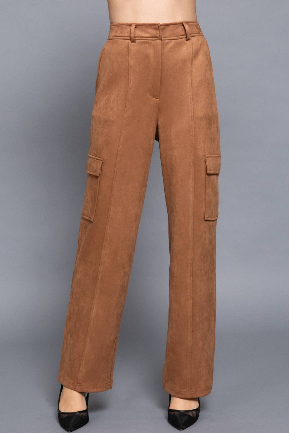 Active Basic | Active USA - High Waist Straight Line Suede Cargo Pants: TPE-pale taupe / S